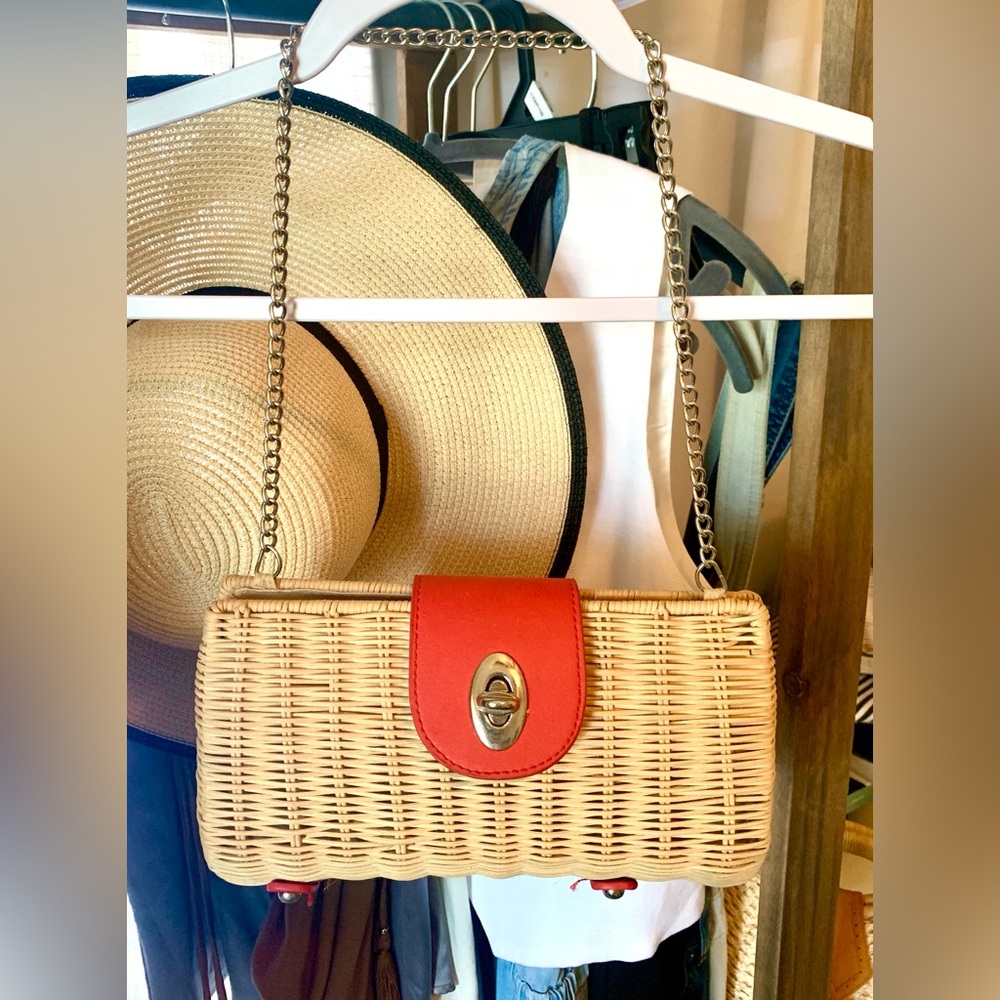 Red and Tan Woven Wicker Chain Strap Clutch Purse